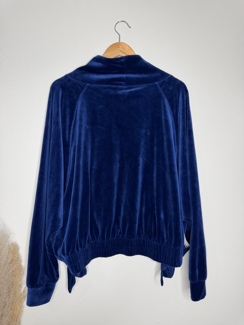 Anthropologie Daily Practice‎ Velvet Blue Pulllover Sweatshirt - Picture 9 of 11